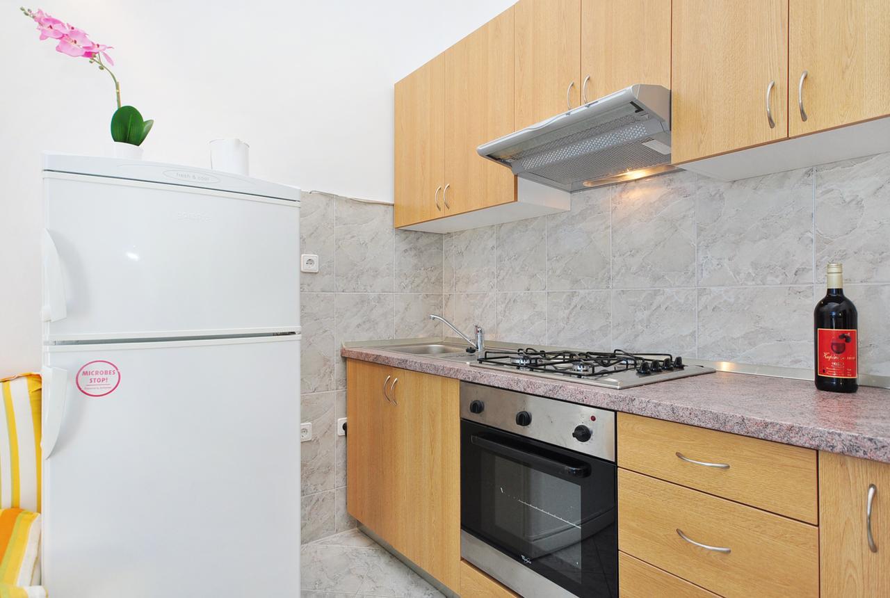 Apartments Marija Pisak Bagian luar foto