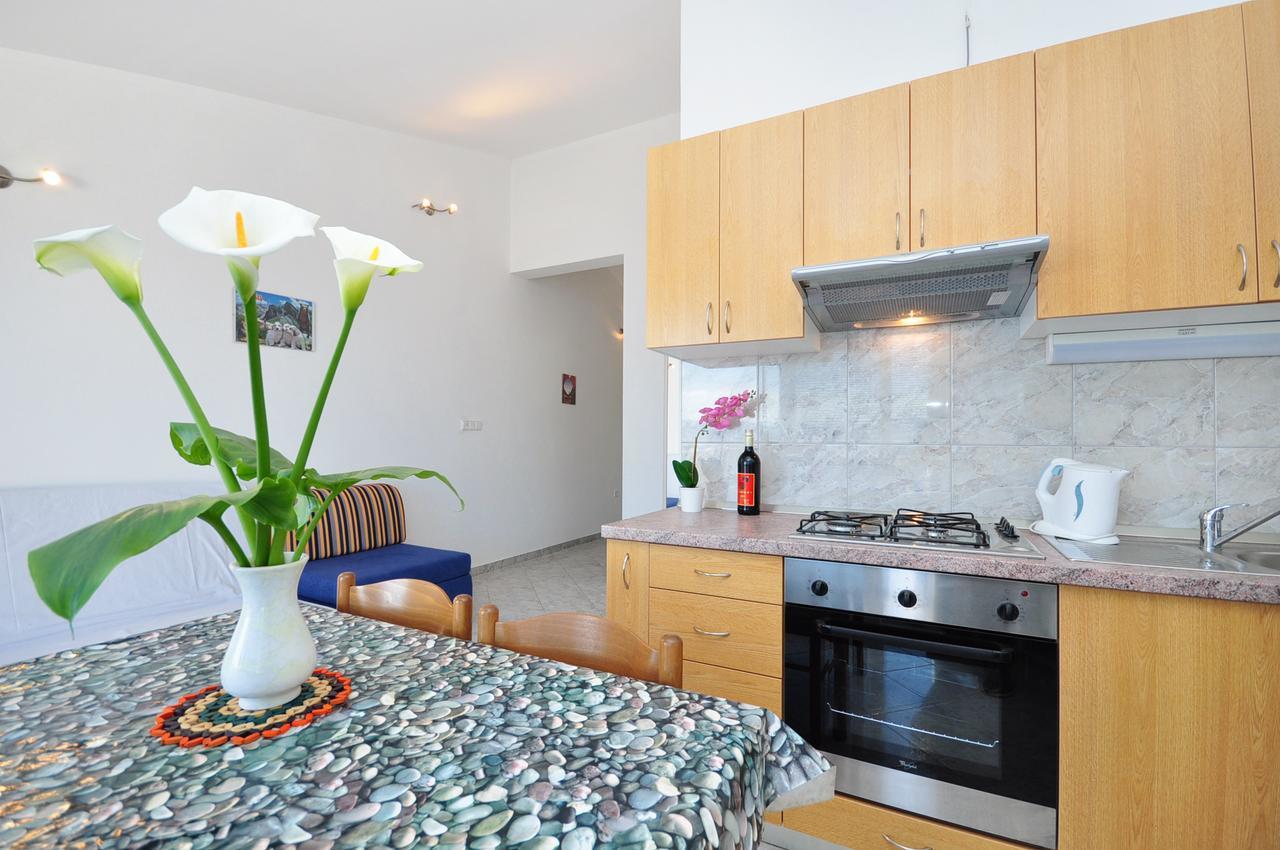 Apartments Marija Pisak Bagian luar foto