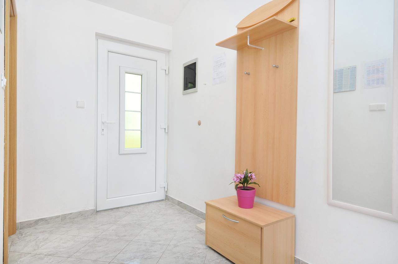 Apartments Marija Pisak Bagian luar foto
