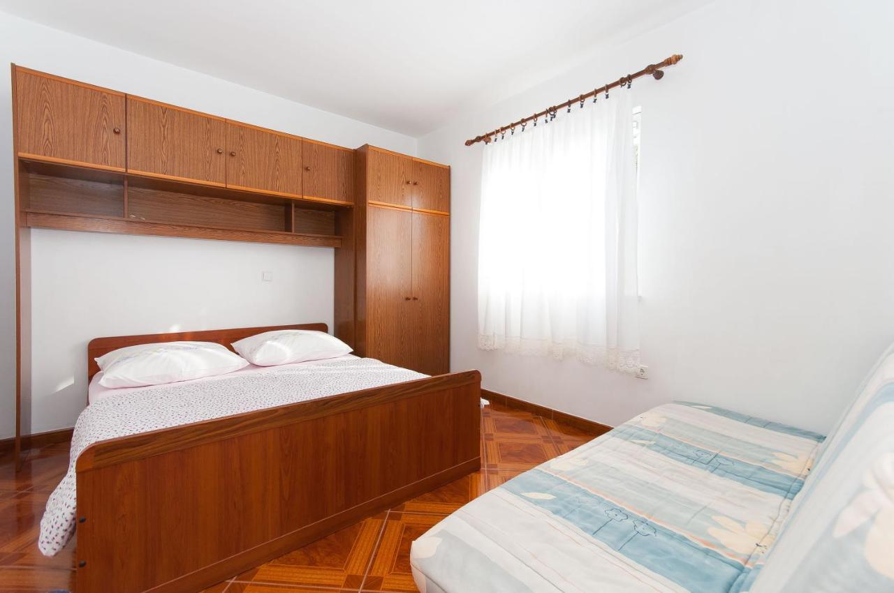Apartments Marija Pisak Bagian luar foto